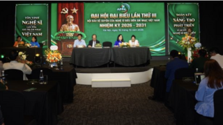 <a href="/tin-tuc" title="Tin tức" rel="dofollow">Tin tức</a>