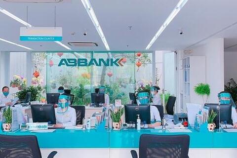 ABBANK triển khai nhiều gói ưu đãi về lãi suất cho vay và phí dịch vụ cho khách hàng