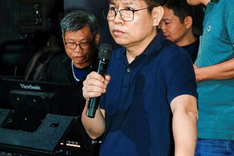 Quá nhiều lí do khiến “Về đây bốn cánh chim trời” bị huỷ