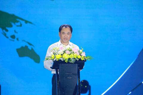Biển Việt Nam - Hành trình không gian xanh