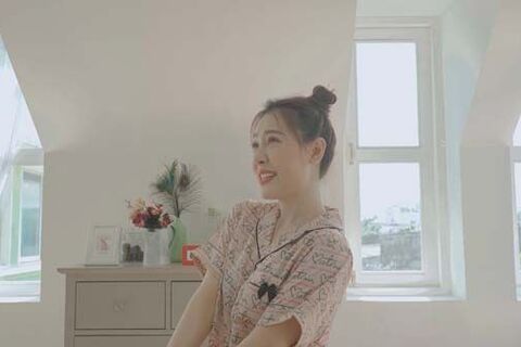 Học trò Đàm Vĩnh Hưng tung MV “Muốn Anh Gần Em Thêm Chút” đầy tươi tắn