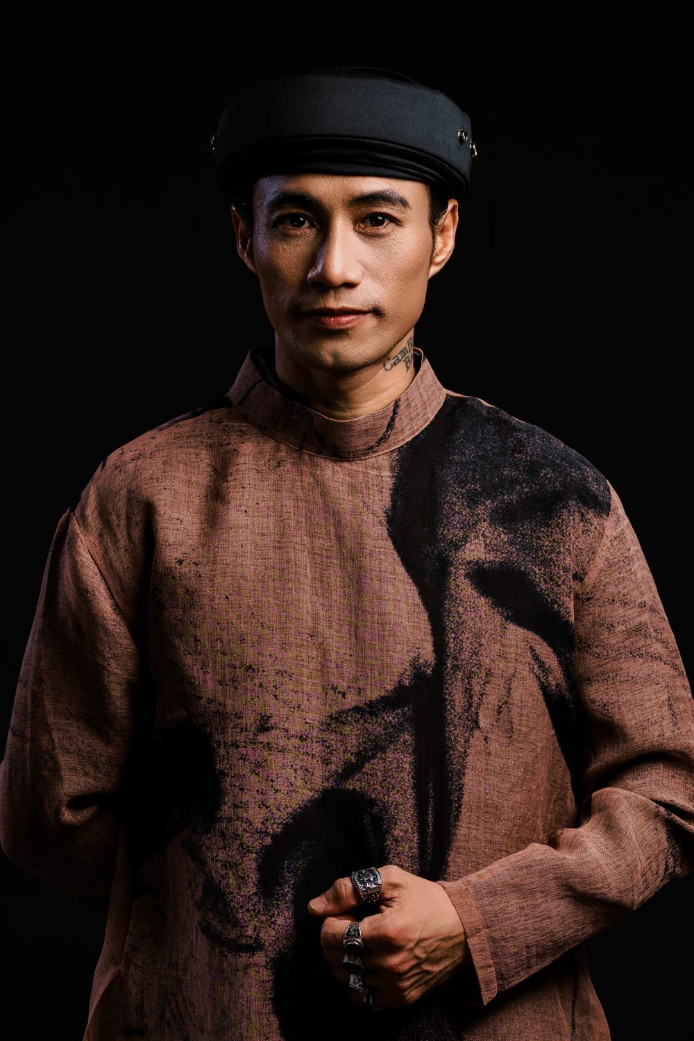 EP “Dân tôi ca”: Phạm Anh Khoa kể lịch sử Việt Nam bằng nhạc Rock - Ảnh 1. EP “Dân tôi ca”: Phạm Anh Khoa kể lịch sử Việt Nam bằng nhạc Rock - Ảnh 1.