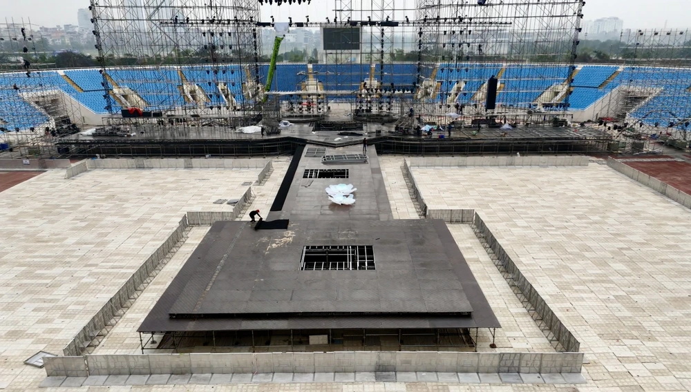 Hé lộ sân khấu live concert của Mỹ Tâm tại SVĐ Mỹ Đình - Ảnh 2. Hé lộ sân khấu live concert của Mỹ Tâm tại SVĐ Mỹ Đình - Ảnh 2.