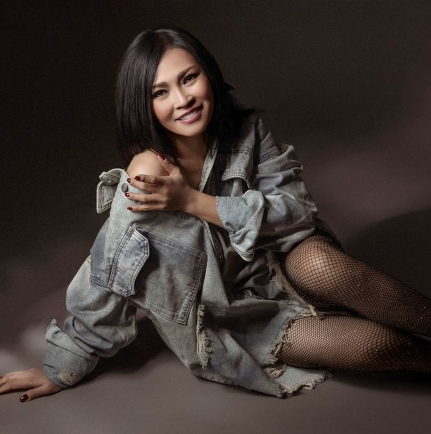 Một ca khúc cũ lọt vào "tâm bão" thẩm mỹ của năm - Ảnh 1. Một ca khúc cũ lọt vào "tâm bão" thẩm mỹ của năm - Ảnh 1.