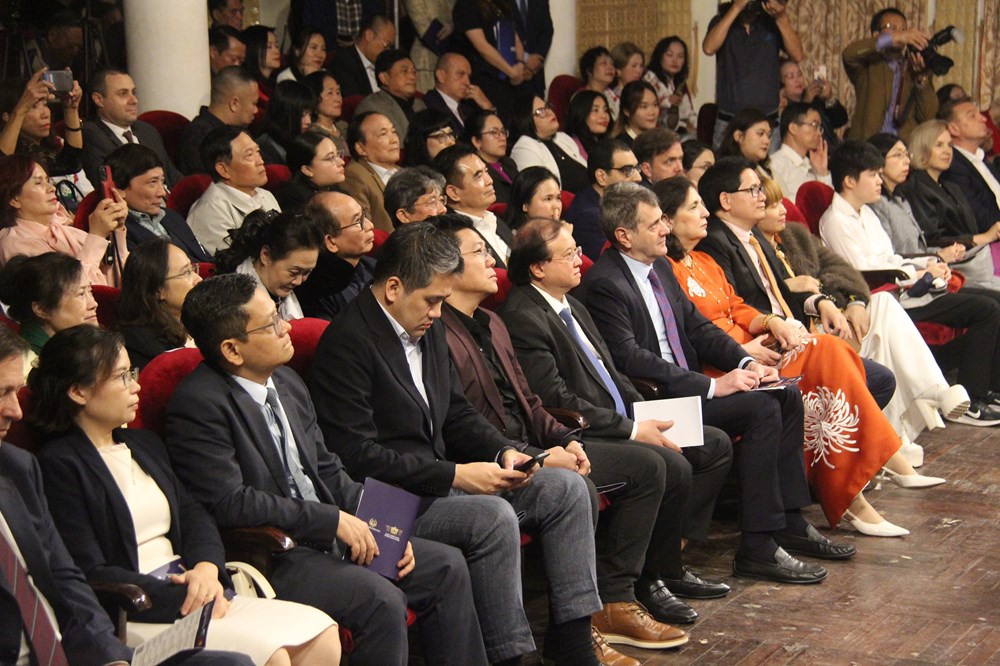 Biểu tượng sinh động cho 75 năm quan hệ Việt Nam - Bulgaria - ảnh 1