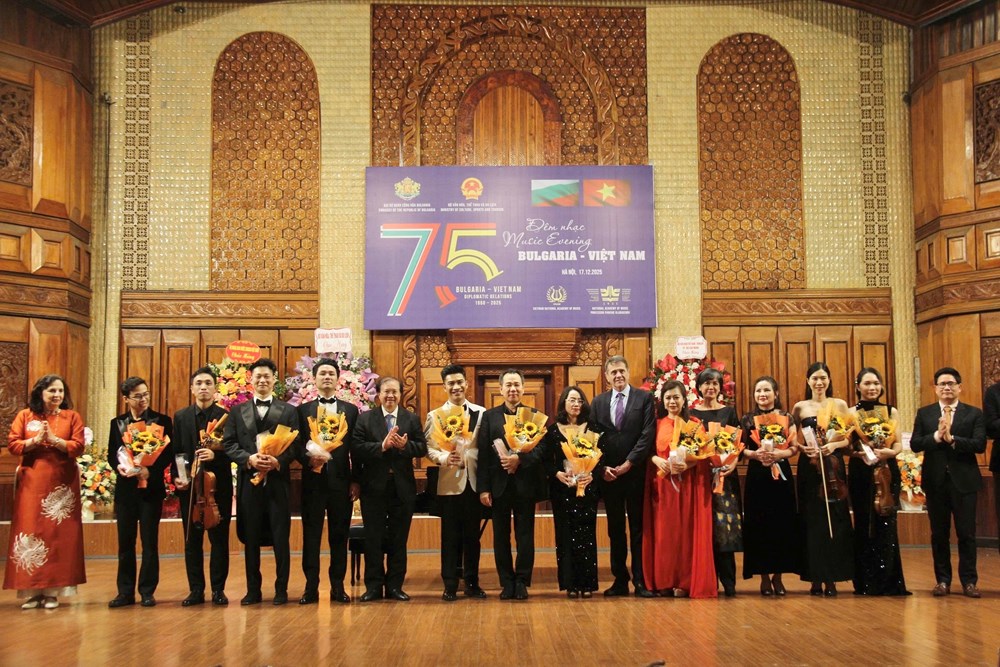 Biểu tượng sinh động cho 75 năm quan hệ Việt Nam - Bulgaria - ảnh 9