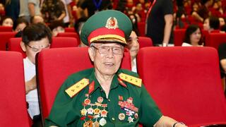 <a href="/tin-tuc" title="Tin tức" rel="dofollow">Tin tức</a>