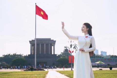 Dương Hoàng Yến ra mắt MV, không áp lực khi bị so sánh