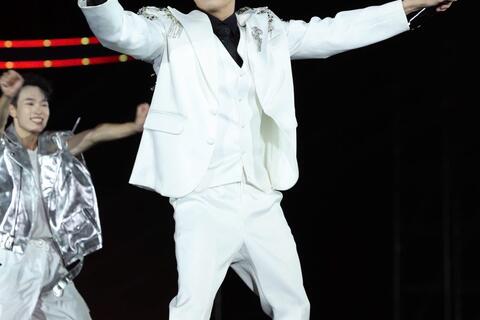 Một Hạ Long rực rỡ, một đêm nhạc không thể quên!