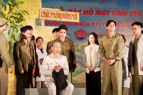 Nghệ thuật đồng hành cùng “Ngày hội non sông”