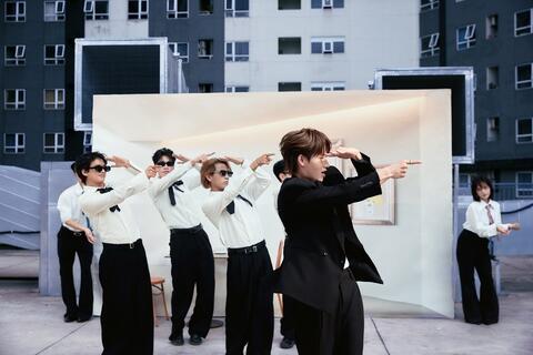 MV “Ngày đẹp trời mà em không tới” mở màn dự án kép của Hồ Đông Quan