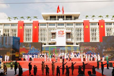 Nghệ sĩ khơi dậy khát vọng phát triển TP.HCM