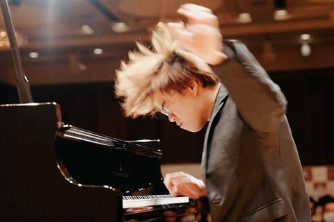 Hoà nhạc “Âm thanh vĩnh cửu” cùng hai tài năng piano