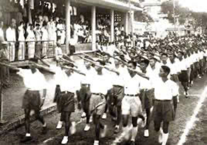 Một buổi diễu hành của Thanh niên Tiền phong. Ảnh: Tư liệu