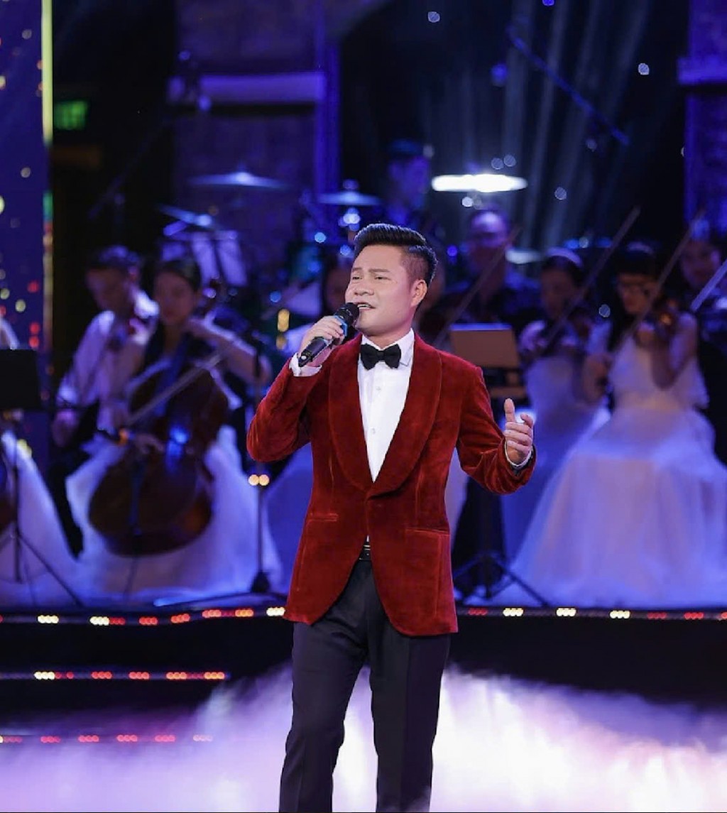 NSƯT Hoàng Tùng NSƯT Hoàng Tùng