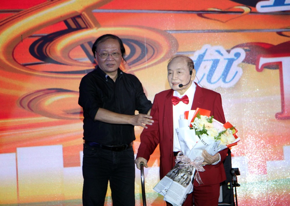 Dấu ấn 33 năm của Đoàn Ca Múa Nhạc Cựu Chiến binh TP.HCM - ảnh 8