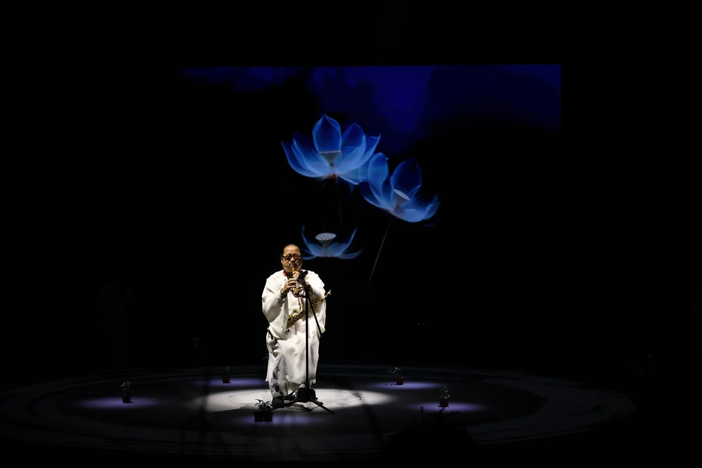 Trần Mạnh Tuấn - càng nhiều nghịch cảnh, càng biết ơn cuộc đời - Ảnh 2. Trần Mạnh Tuấn - càng nhiều nghịch cảnh, càng biết ơn cuộc đời - Ảnh 2.