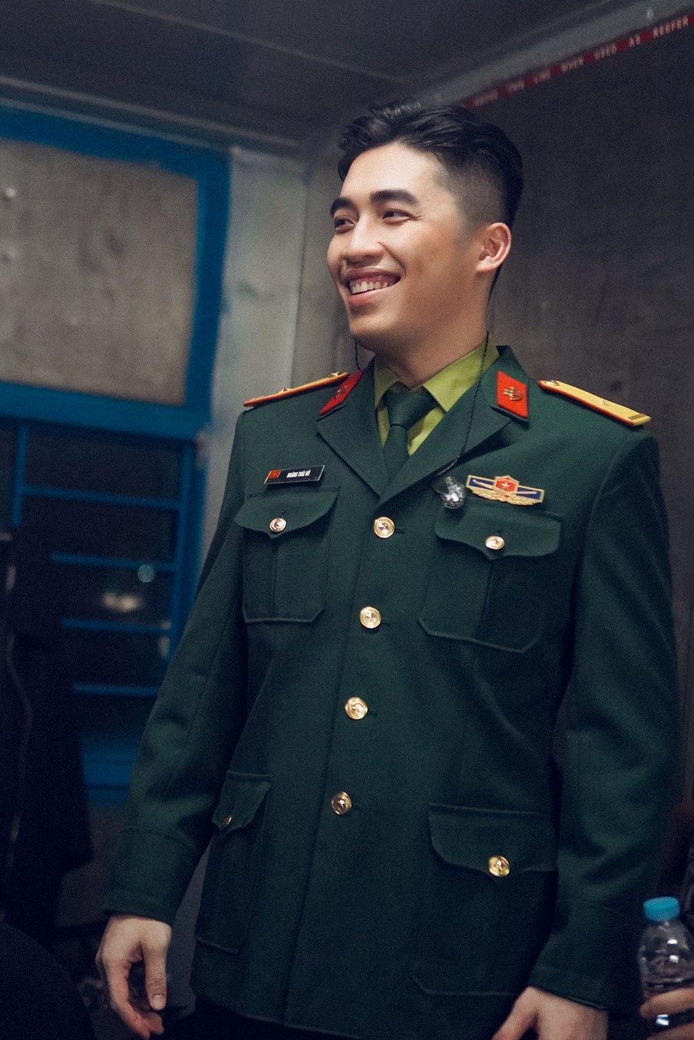 “Hoàng tử nhạc suy” Việt Nam: Tốt nghiệp Học viện Khoa học Quân sự Hà Nội, từng dạy tại trường Sĩ quan - ảnh 3