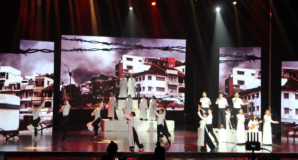 Đặc sắc chương trình nghệ thuật “Phan Châu Trinh - Di sản khai minh bất diệt” - ảnh 2